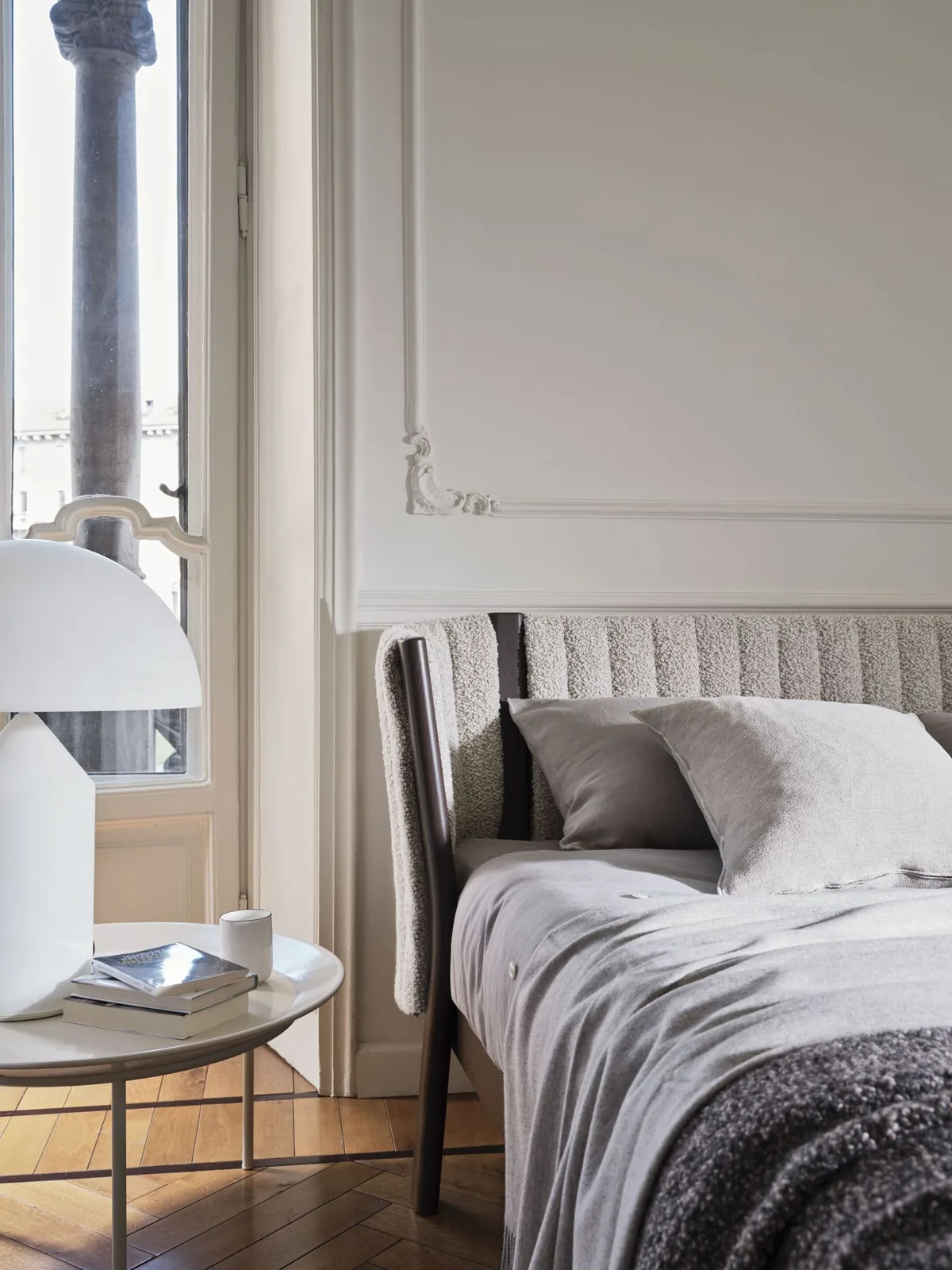 Кровать Barcis с прямым изголовьем на ножках на заказ, фото 2